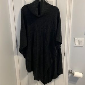 Neiman Marcus cashmere dark gray poncho
